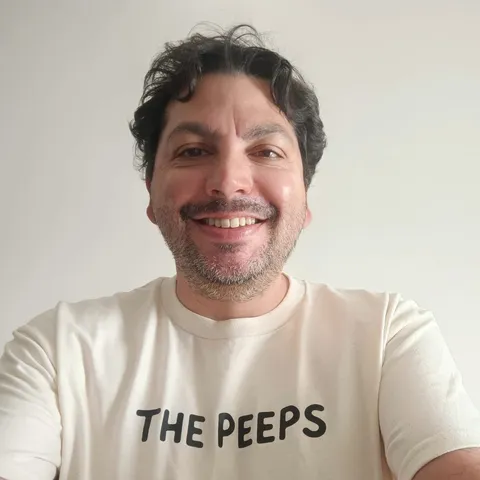 Derek Ahmedzai