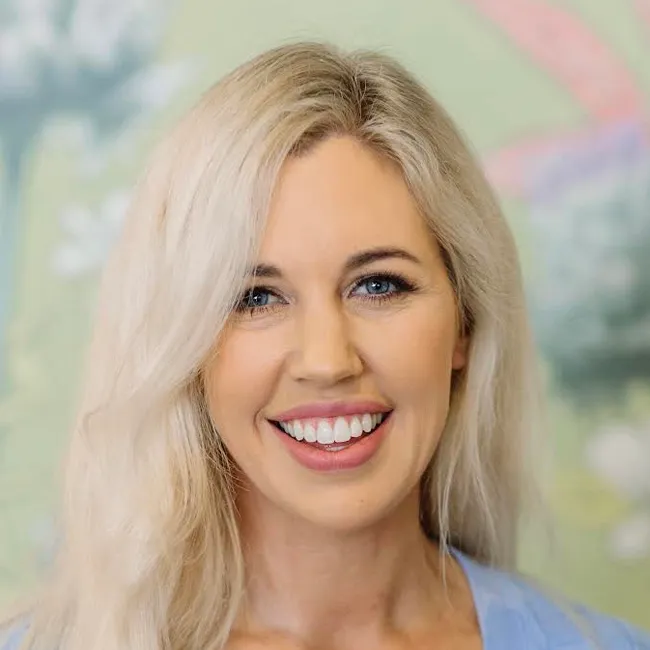 Julia Vahry