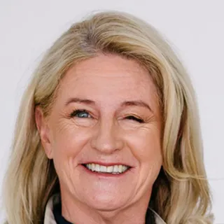 Lisa McInnes-Smith