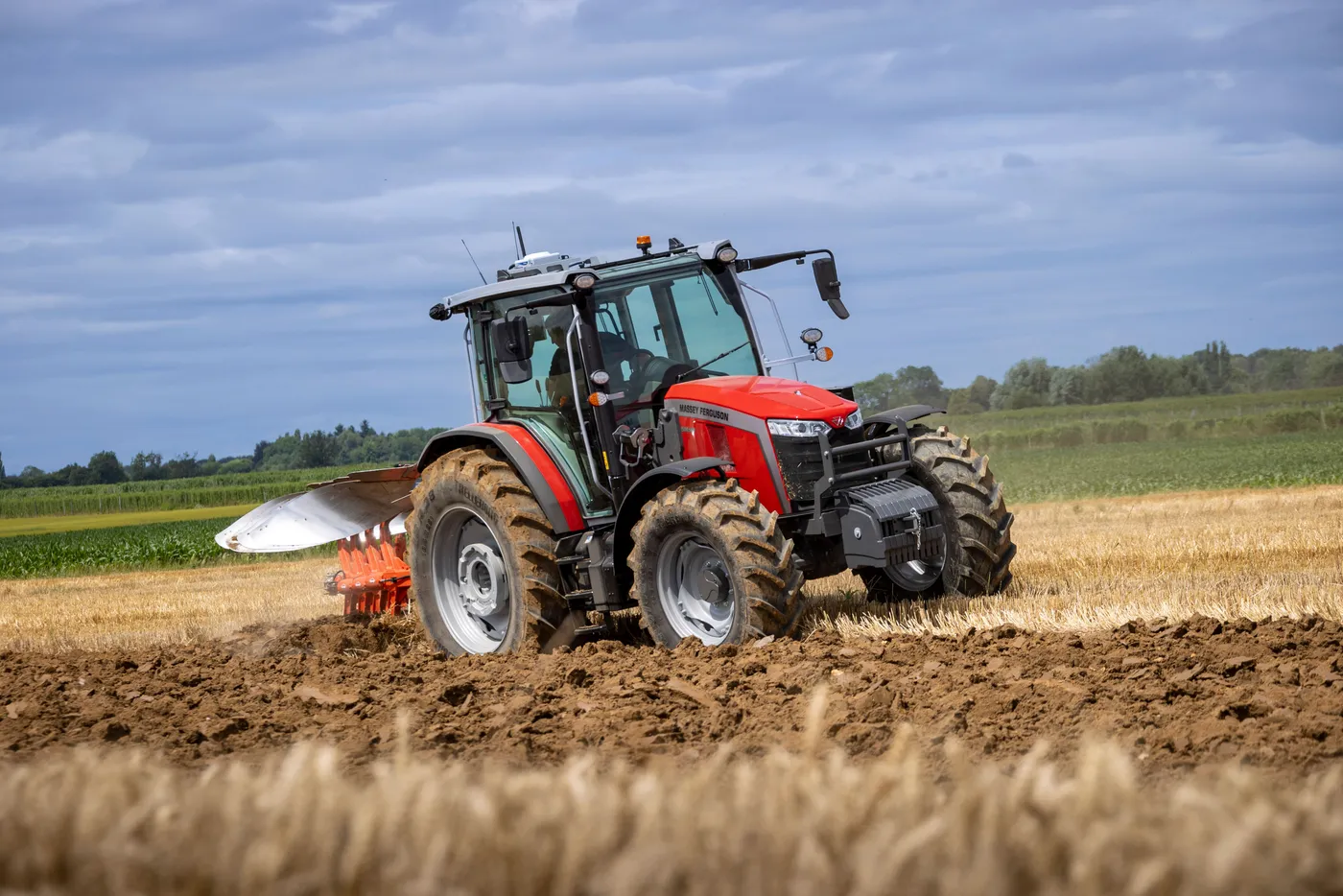 Massey Ferguson 5M Series — image 3